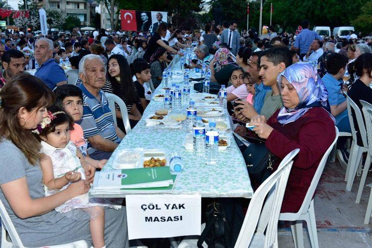 Çölyak hastalarına glutensiz ekmek ve sütlaç dağıtıldı G5