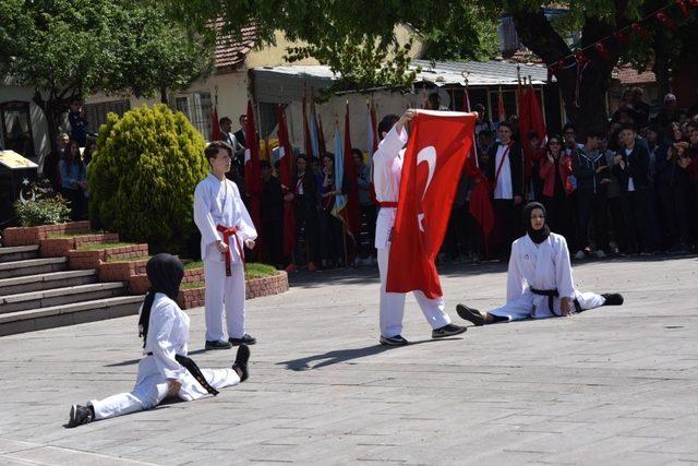 19 Mayıs Atatürk’ü Anma Gençlik ve Spor Bayramı 100. yılında coşkuyla kutlandı