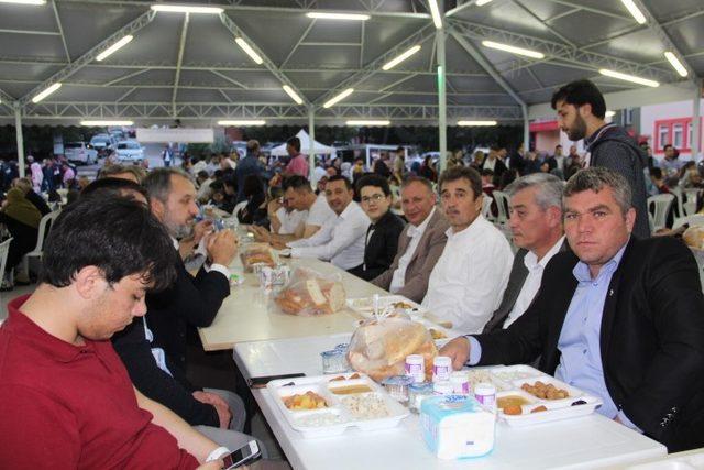 Dondurma köylüleri 11. iftar yemeğinde buluştu