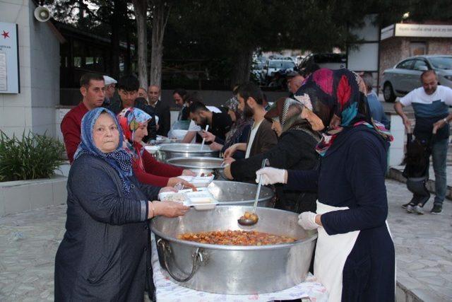 Dondurma köylüleri 11. iftar yemeğinde buluştu