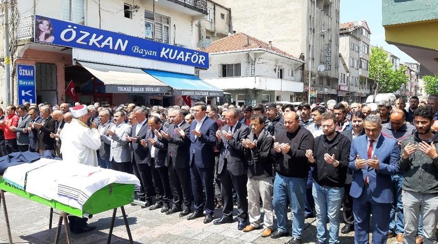 Gen&ccedil;lik ve Spor İl&ccedil;e M&uuml;d&uuml;r&uuml; Kaya&rsquo;nın acı g&uuml;n&uuml;