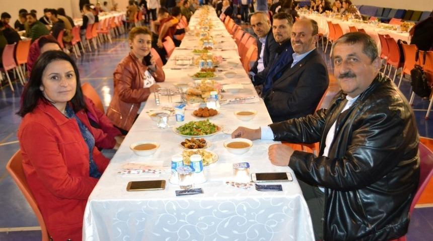 &Ccedil;aycuma &Ccedil;ocuk Evleri&rsquo;nde "Kuşak Buluşması ve İftar programı" yapıldı