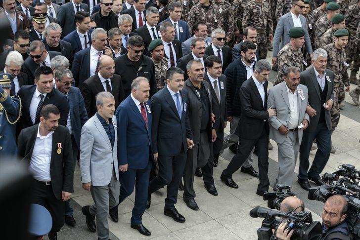 Şanlıurfa'da şehit olan komiser yardımcısı Şükrü Can Kayadibi son yolculuğuna uğurlandı G2
