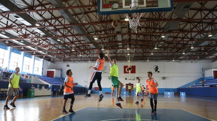 19 Mayısa özel basketbol turnuvası