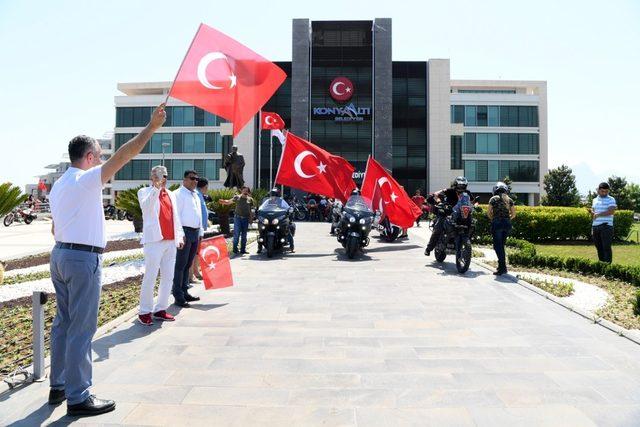 Antalya’da motosiklet korteji