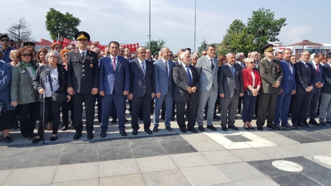 D&uuml;zce&rsquo;de 19 Mayıs Coşku ile Kutlandı