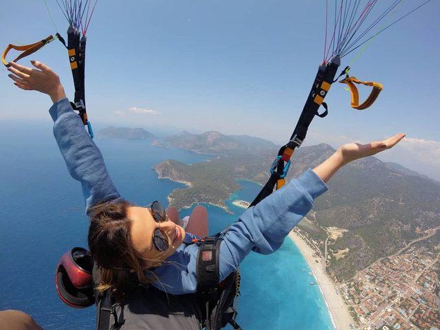 İngiliz g&uuml;zel, Babadağ dan yama&ccedil; paraş&uuml;t&uuml; ile atlayış yaptı 1
