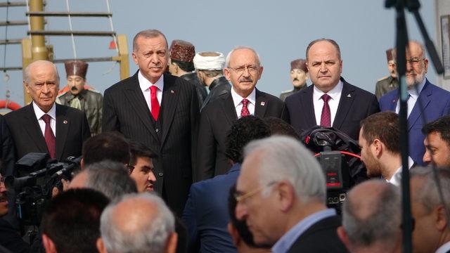 Erdoğan: Gençlerimizle bir araya geldiğimizde geleceğimize güvenim pekişiyor