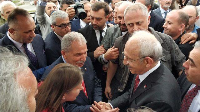 Kılıçdaroğlu İlkadım Belediye Başkanı Demirtaş’ı ziyaret etti