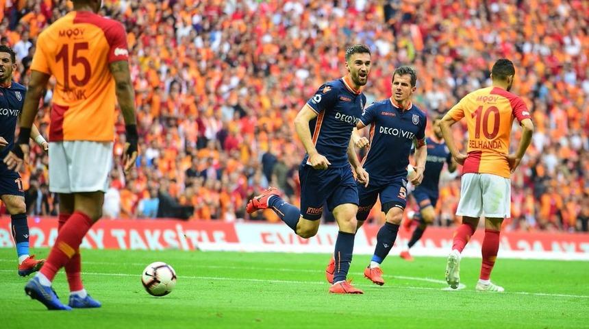 Dev maçta Emre Belözoğlu şoku