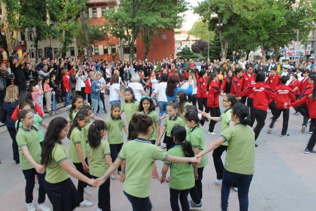 19 ülkede eş zamanlı Atabarı Oyunu sergilendi