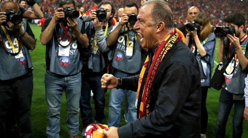 Fatih Terim Galatasaray'daki 19. kupasını kazandı