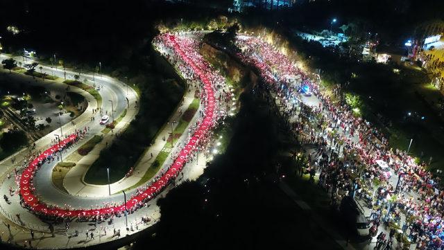 100’üncü yıla fener alaylı kutlama