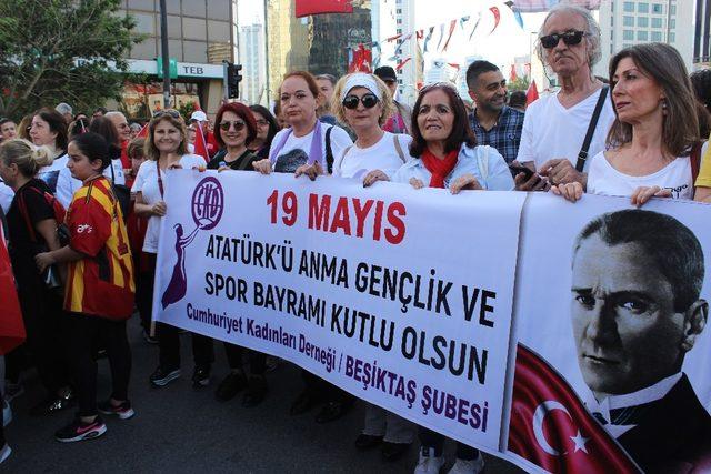 Beşiktaş Belediyesi 19 Mayıs Gençlik Bayramını coşkuyla kutladı
