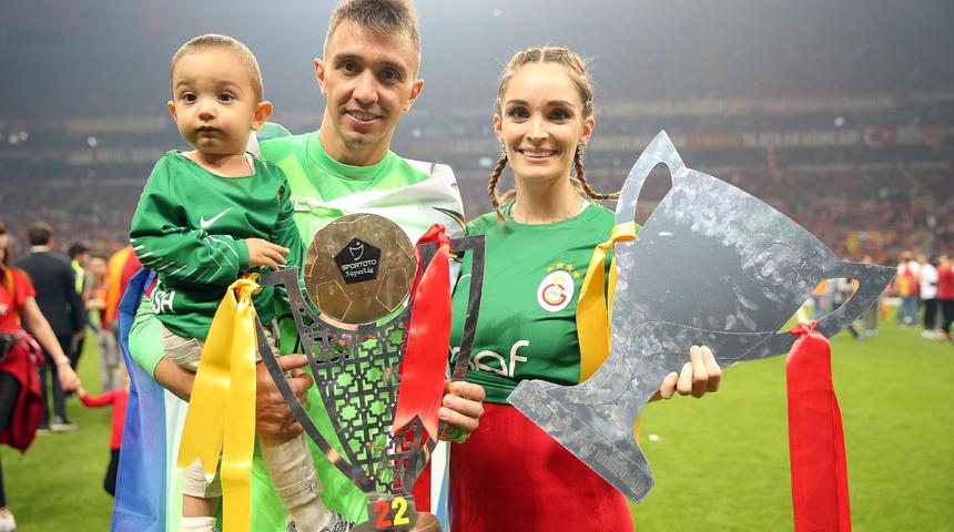 Muslera tarihe ge&ccedil;ti 