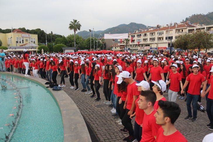 Saat 19:19’da 1919 öğrenci birlikte ’Atabarı’ oynadı G5