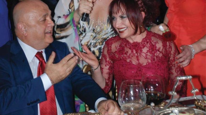 Ünlü iş adamı ve eşini rehin alan şüpheliler için Interpol harekete geçti!