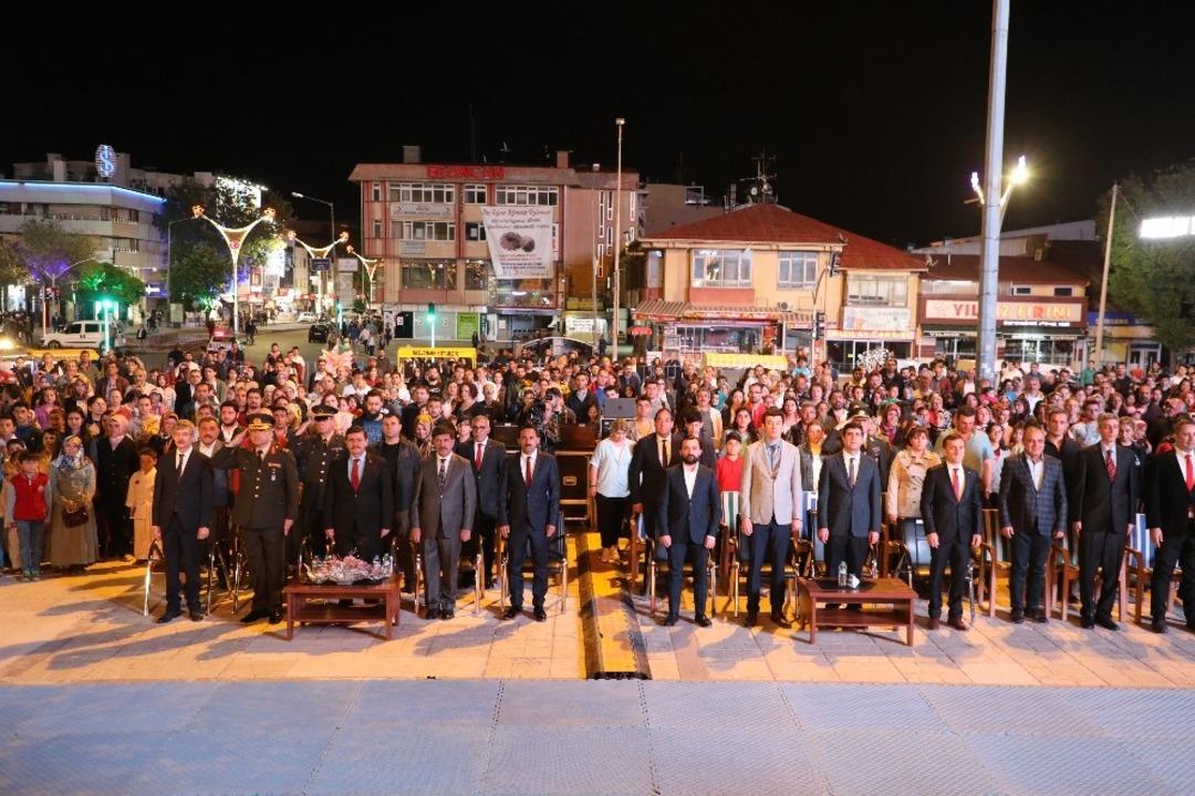 Erzincan&rsquo;da, 19 Mayıs Atat&uuml;rk&rsquo;&uuml; Anma Gen&ccedil;lik ve Spor Bayramı Etkinlikleri