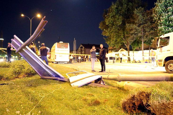 Metrelerce sürükledi! Korkunç kaza G3