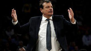 Ergin Ataman: Fenerbahçe taraftarının şahsıma karşı ettiği hakaret ve küfürler beni çok üzdü