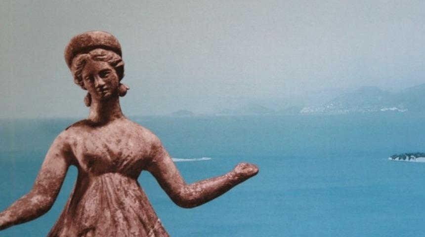 AD&Uuml;&rsquo;l&uuml; &ouml;ğretim &uuml;yesinin kitapları yayımlandı