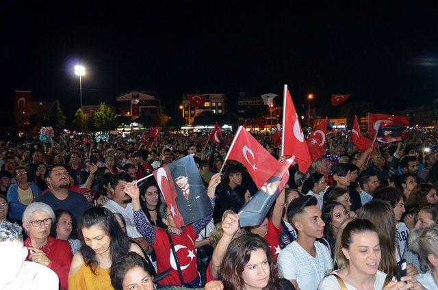 19 Mayıs’ın 100. yılı Didim’de Grup İmera konseriyle kutlandı