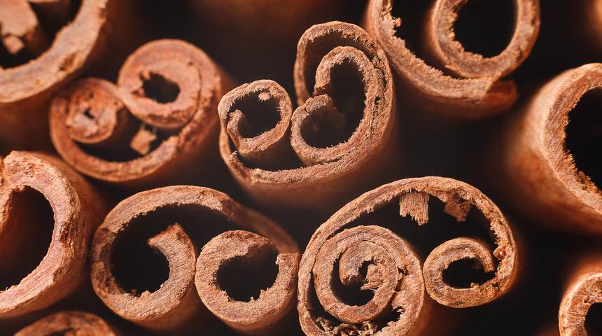 Kan şekerinizi tarçınlı çayla dengeleyin