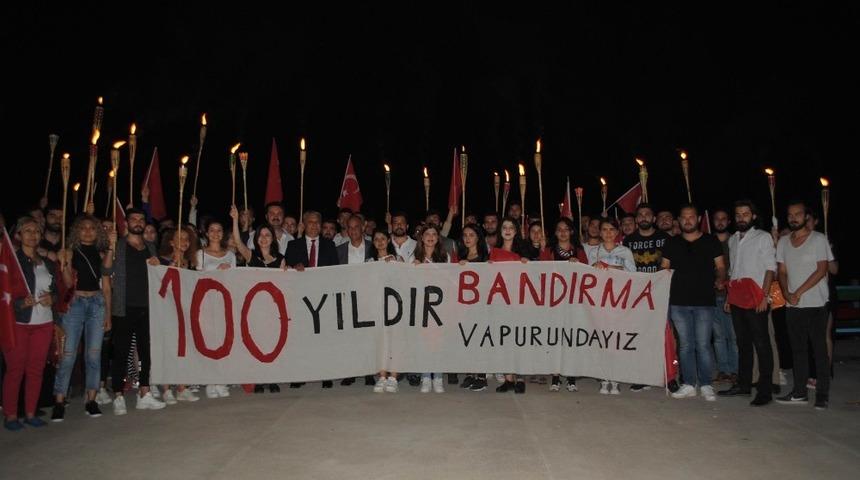 Başkan Uysal, Kıbrıslı gen&ccedil;lerle 19 Mayıs&rsquo;ı kutladı