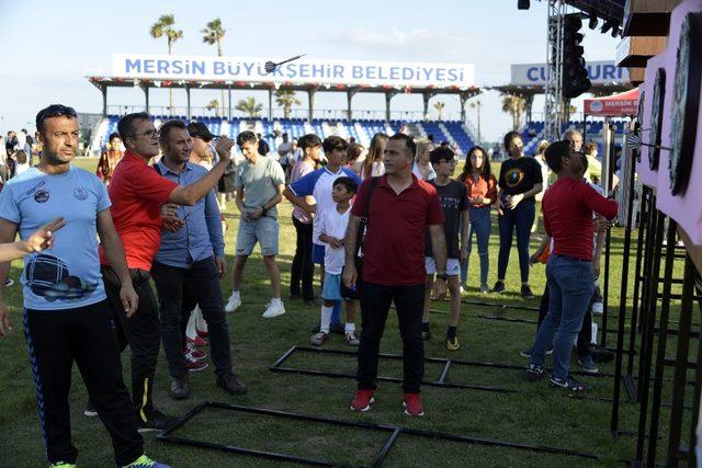 Mersin’de 19 Mayıs kutlamaları renkli görüntülere sahne oldu