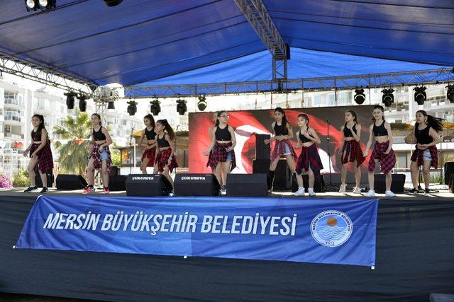 Mersin’de 19 Mayıs kutlamaları renkli görüntülere sahne oldu