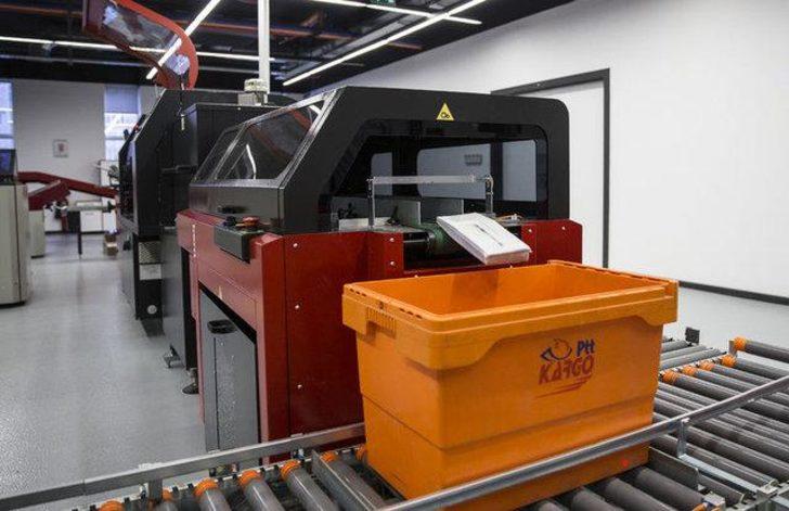 Yeni kimlik için sesli uygulama dönemi G1