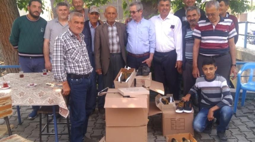 İzmir’deki Salihlilerden yardım eli