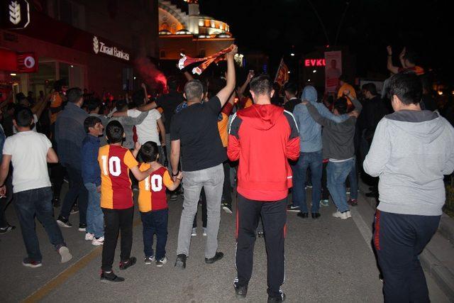 Elazığ’da gergin şampiyonluk kutlaması