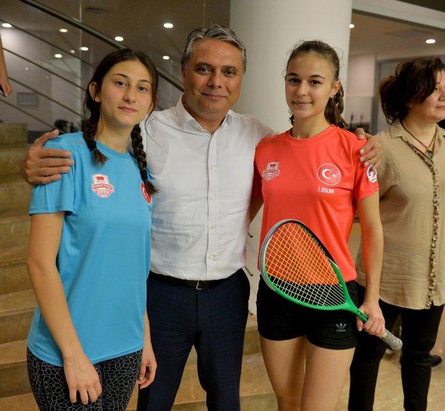 Muratpaşa squash turnuvası sona erdi