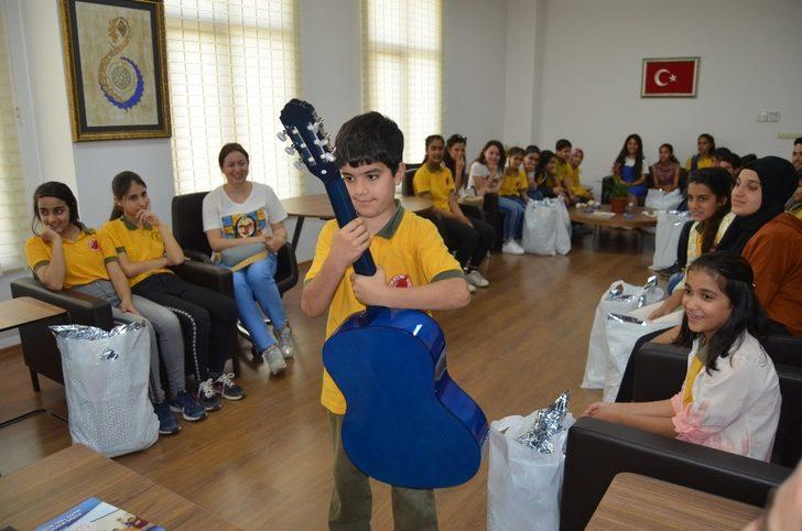 Öğrenciler diledi, Kaymakam Bingöl yerine getirdi G3