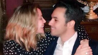 Demet Şener'den Cenk Küpeli'ye: Hep böyle aşkla...