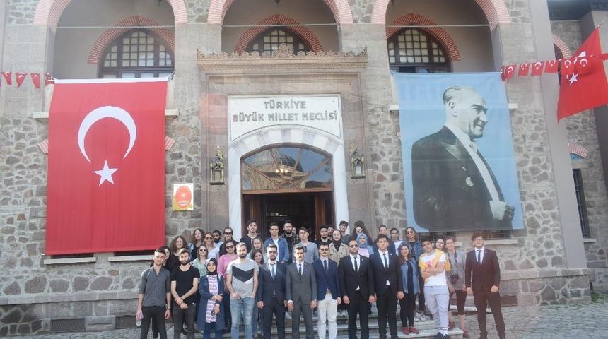Sivas kongresinin detaylarını Sivas’ta öğrendiler
