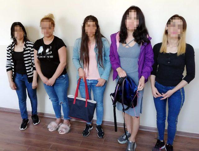 Çeşme'deki fuhuş operasyonunda 6 tutuklama