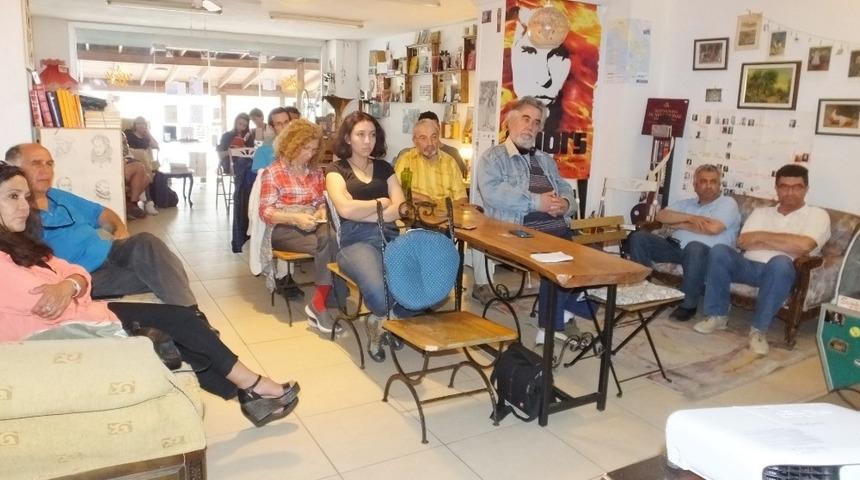 Burhaniyeli akademisyen estetik hayal ve g&uuml;zelliği anlattı