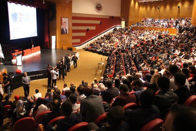 ‘YÖK 100/2000 Öğrenci Buluşmaları’nın üçüncüsü Erzurum’da gerçekleşti