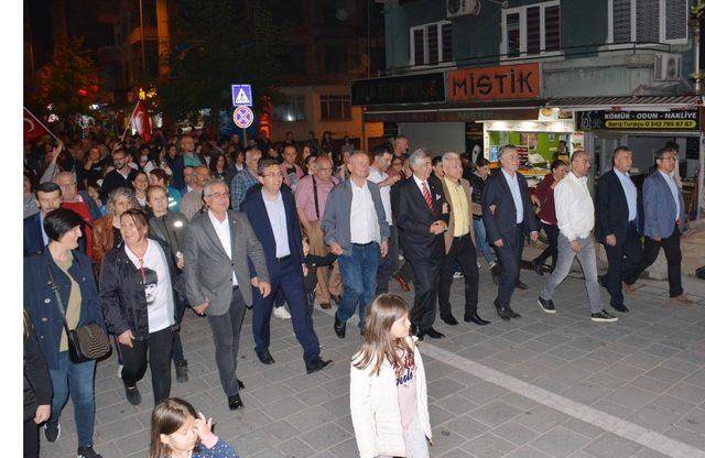 Çaycuma’da Fener Alayı coşkulu geçti