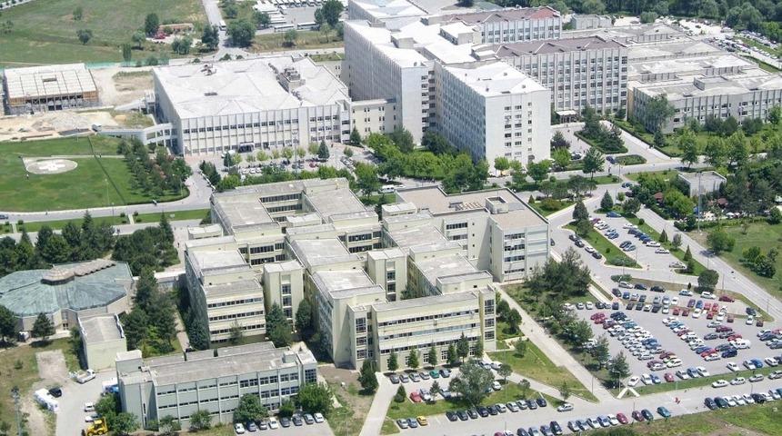 &Uuml;niversitede değişim meslek y&uuml;ksekokulları ile devam ediyor