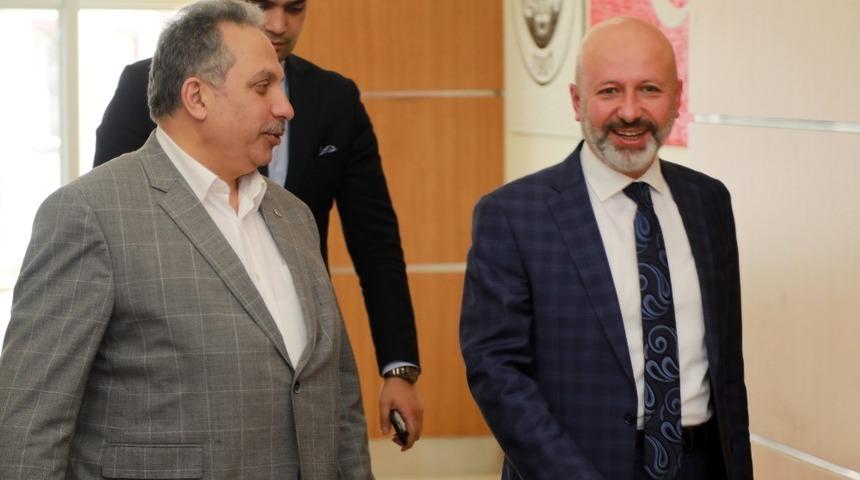 Başkan &Ccedil;olakbayrakdar&rsquo;dan Başkan Yal&ccedil;ın&rsquo;a iadeyi ziyaret