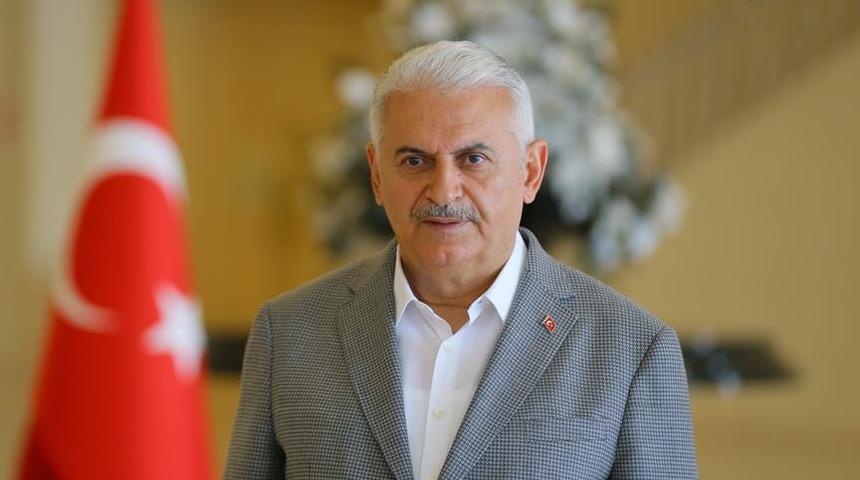Binali Yıldırım gelen mesajı gördü iftara davet etti