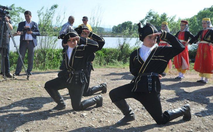 Çizmeleri giyen protokol çeltik ekti G4