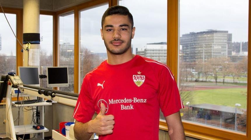 Ozan Kabak Bundesliga'da "Yılın en iyi genç oyuncusu" ödülüne aday gösterildi