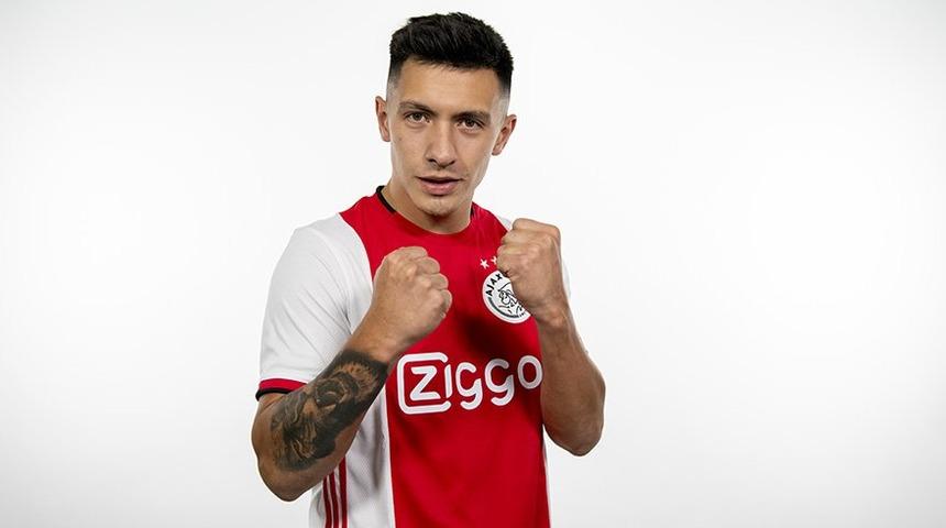 Ajax Lisandro Martinez ile 4+1 yıllık s&ouml;zleşme imzaladı