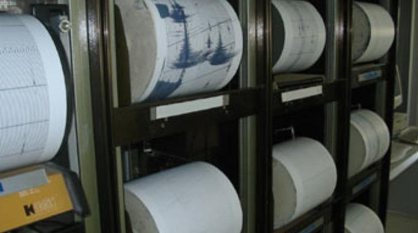 Altıntaş&rsquo;ta deprem