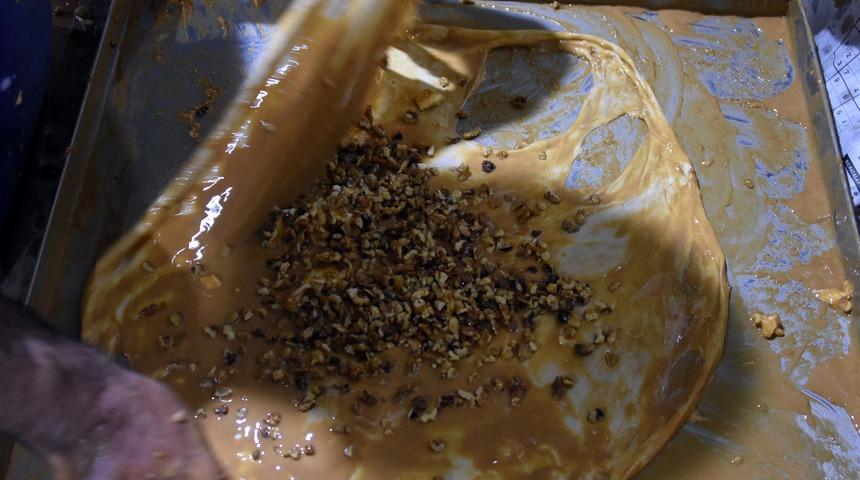 Konya'da Ramazan'ın vazgeçilmez lezzeti; tahinli pide