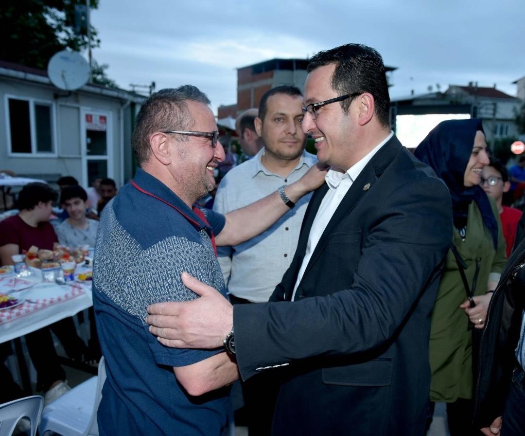 Mustafakemalpaşa Orta Mahalle&rsquo;de iftar bereketi